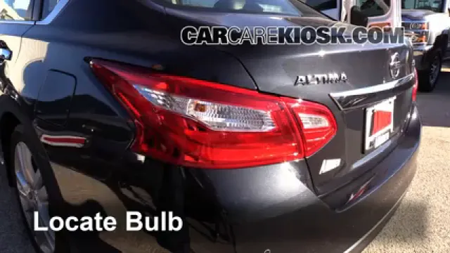 2016 Nissan Altima SL 3.5L V6 Luces Luz trasera (reemplazar foco)